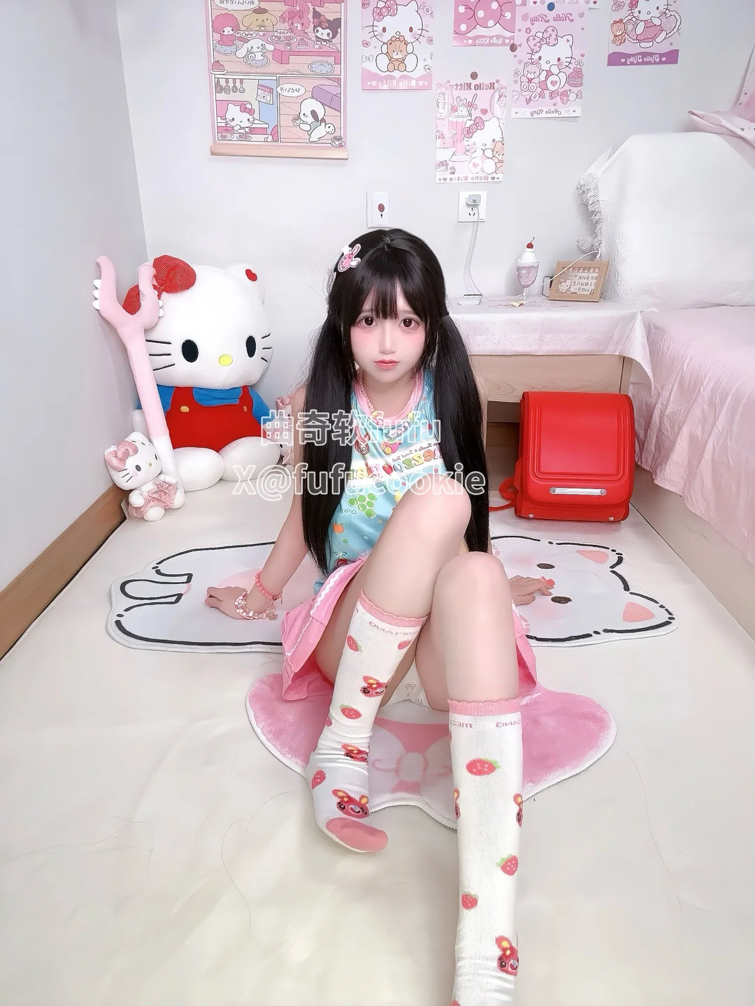 曲奇软fufu - No.003 乖乖女儿服 [52P,5V-162MB] tg@simisebaisi 【丝足阁】012.webp